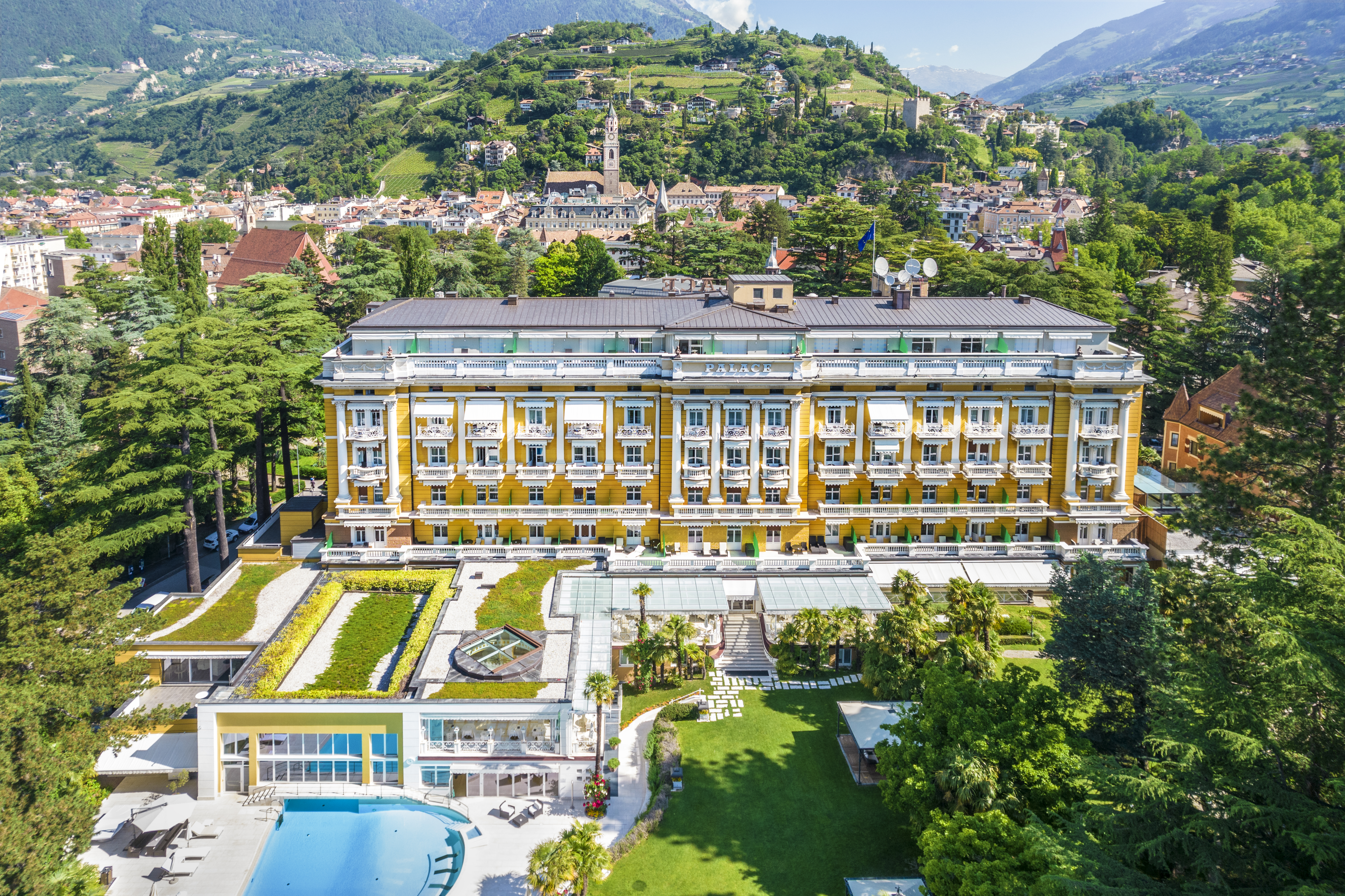 Palace Merano 5*